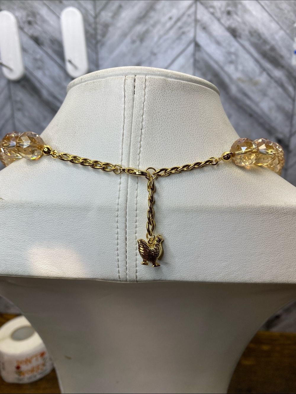 Champagne 12 mm faceted Crystal hand knotted 18 inch neck Aprilsplace Necklace - Picture 2 of 6